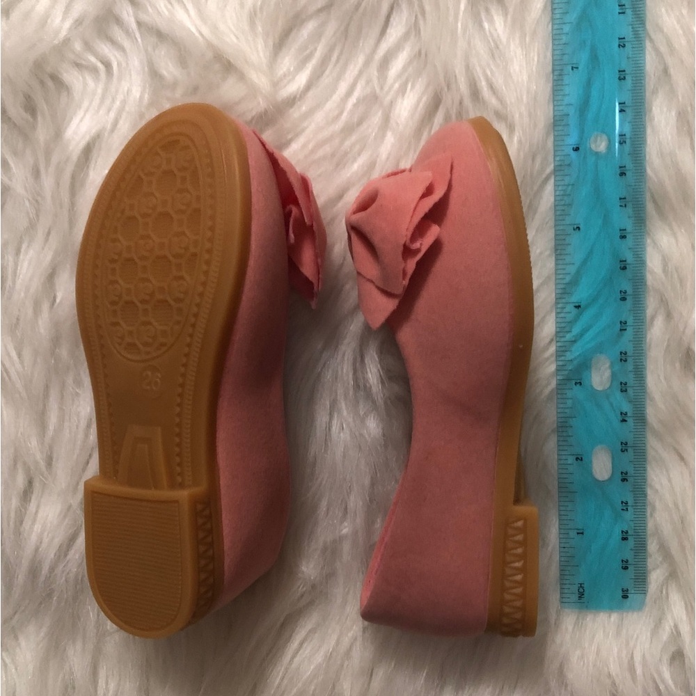 Size 26 pink toddler girl shoes—READ - Picture 7 of 13